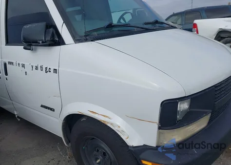 2000 Chevrolet Astro z USA, uszkodzony, nr VIN 1GCDM19WXYB217350